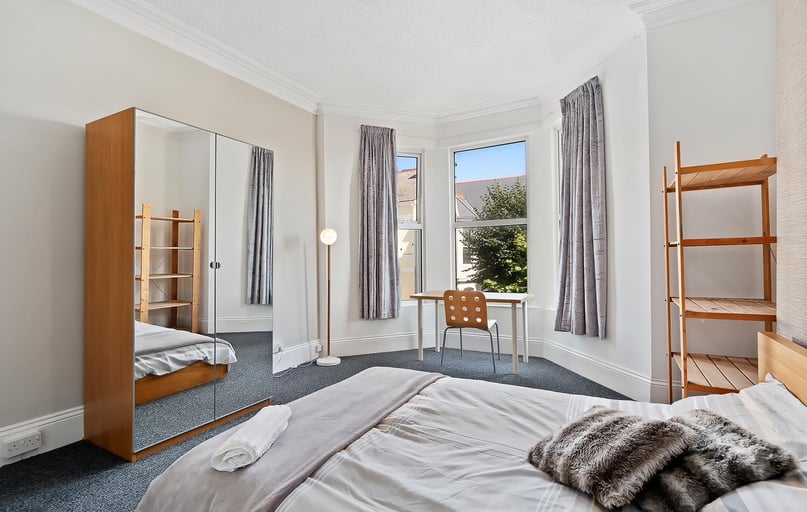 Chaddlewood Avenue, Lipson, Plymouth - Image 1